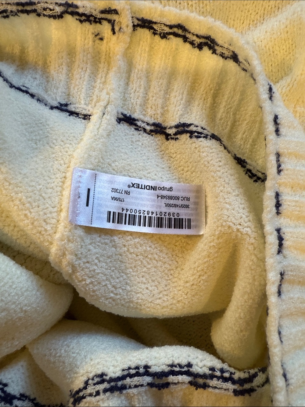 Zara Crop Knit Cardigan with Navy Stitching - Picture 5 of 5